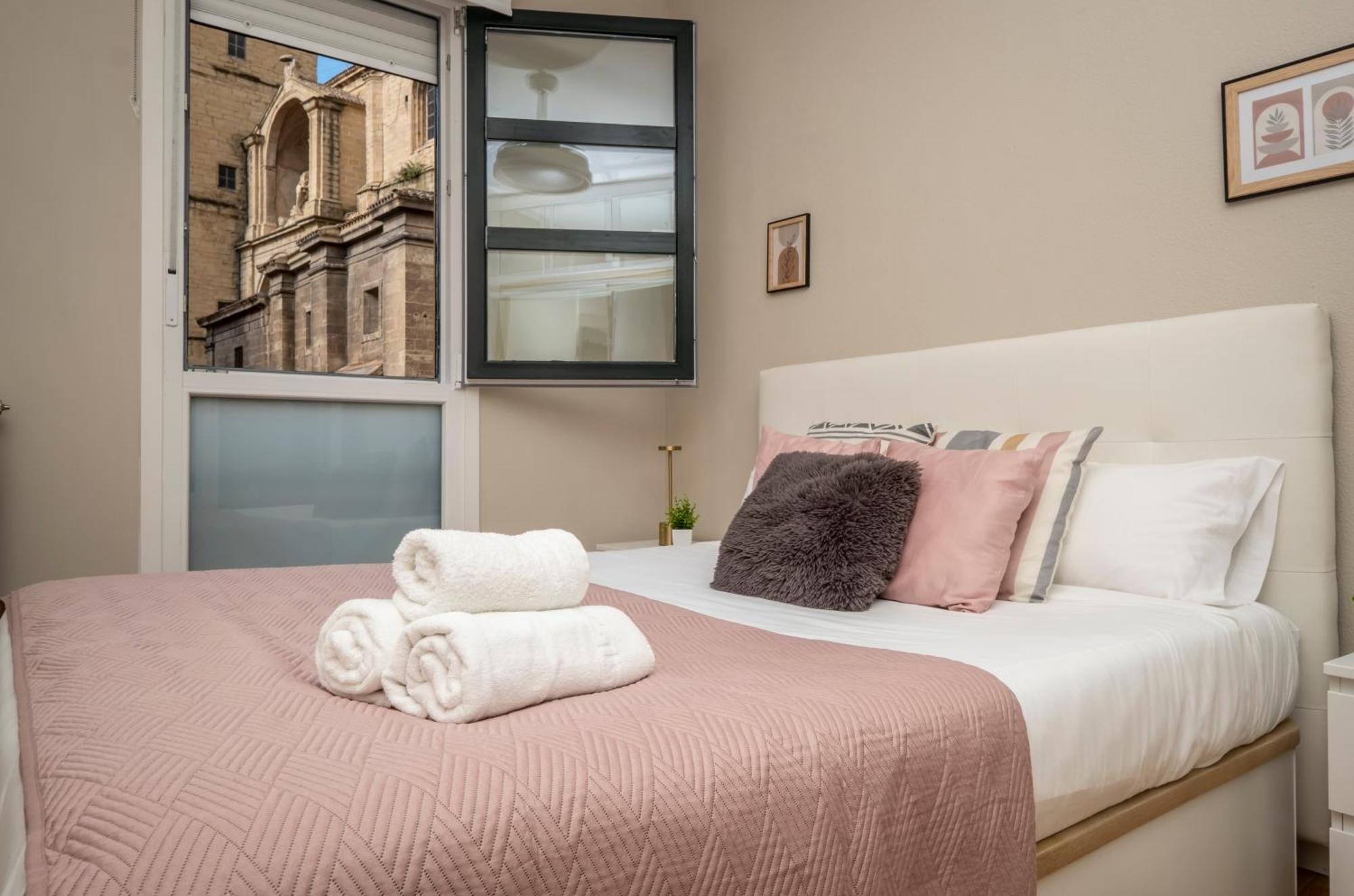 Santiago Tower Aire Ac Casco Antiguo By Apartamentos Logroño Buitenkant foto