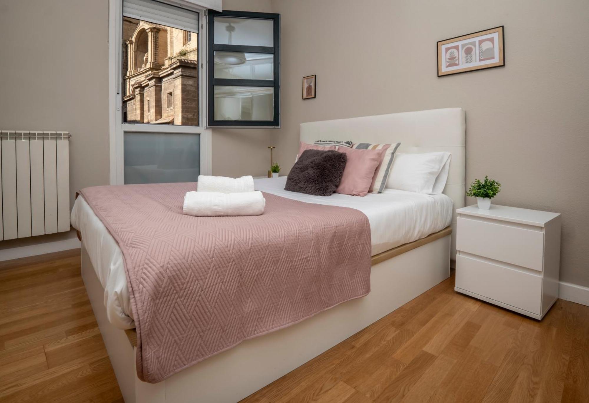 Santiago Tower Aire Ac Casco Antiguo By Apartamentos Logroño Buitenkant foto