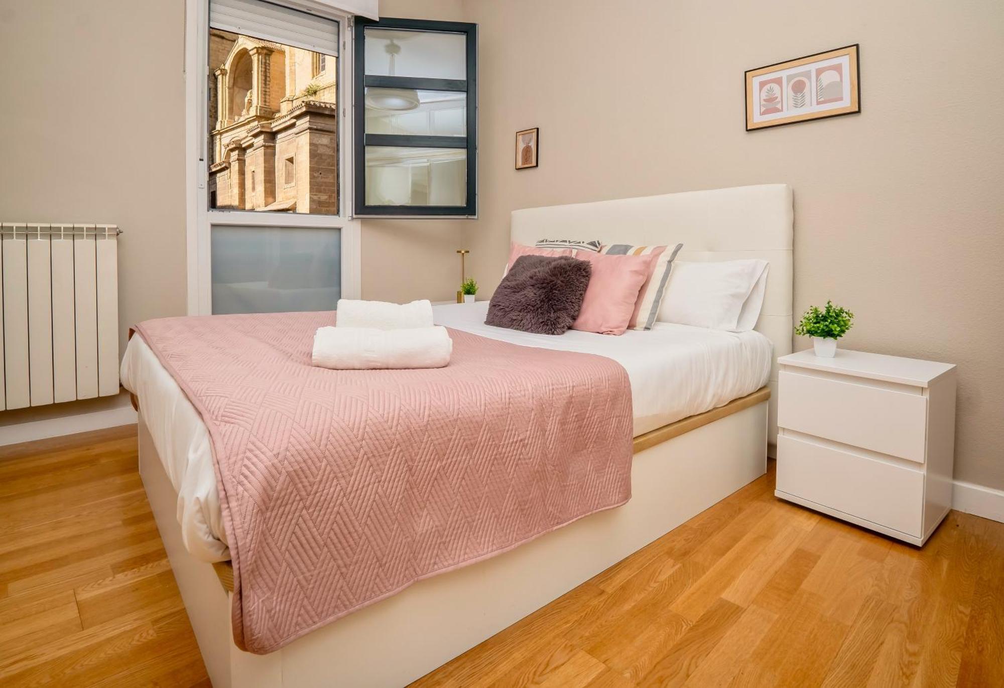 Santiago Tower Aire Ac Casco Antiguo By Apartamentos Logroño Buitenkant foto